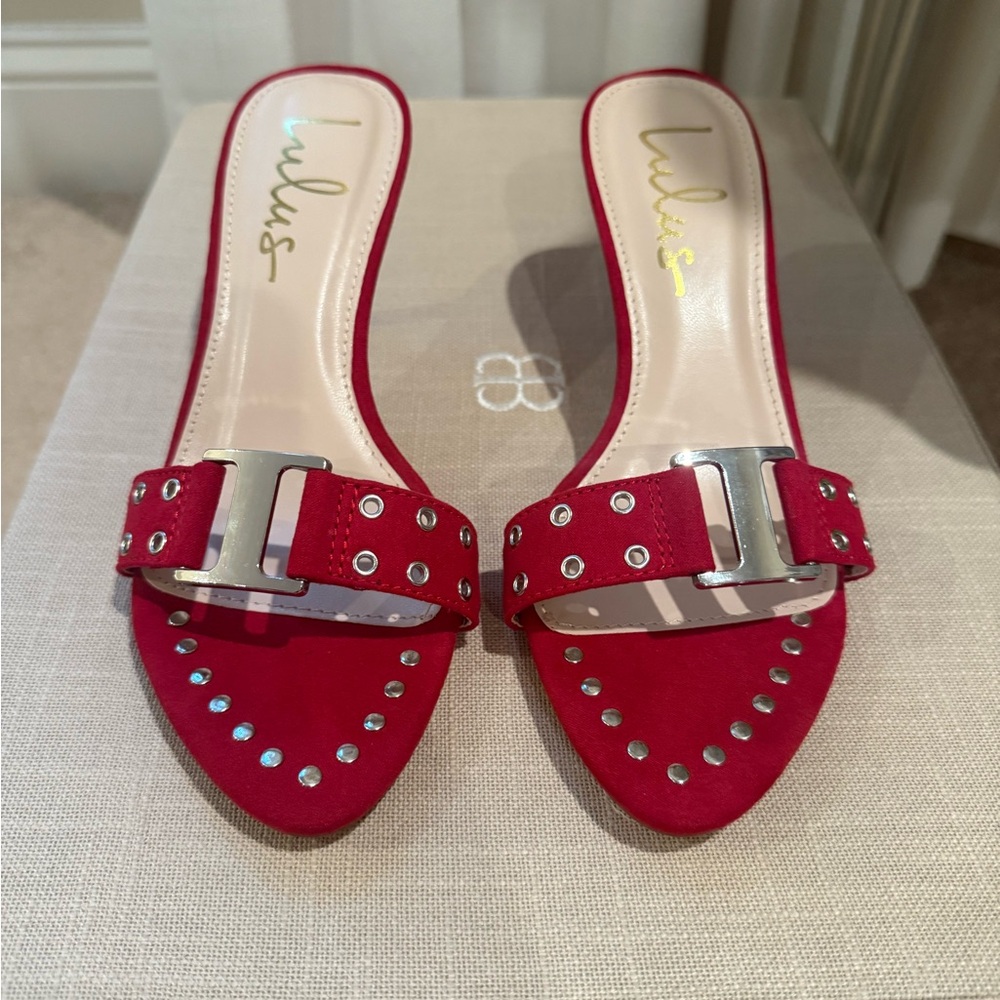 Lulu's Red Studded Women's Sandals size 6.5 new